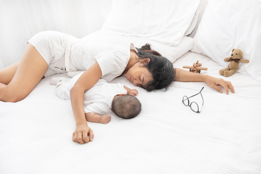 8 Tips for Getting Enough Sleep with a New Baby